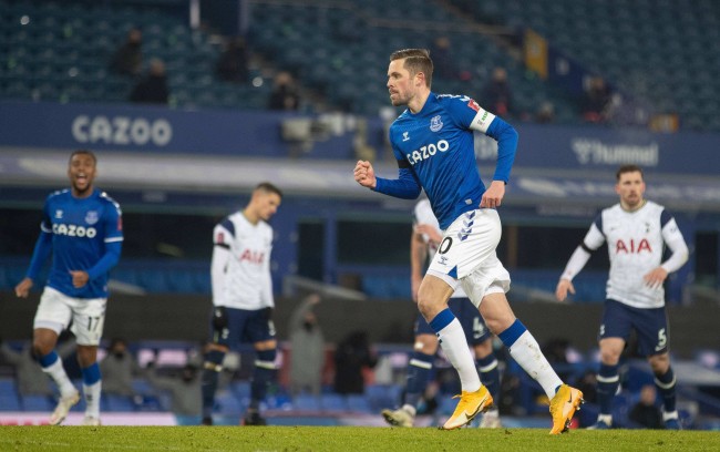 赞助商和球 赞助商和球