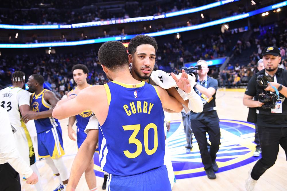 射的同时保 射的同时保