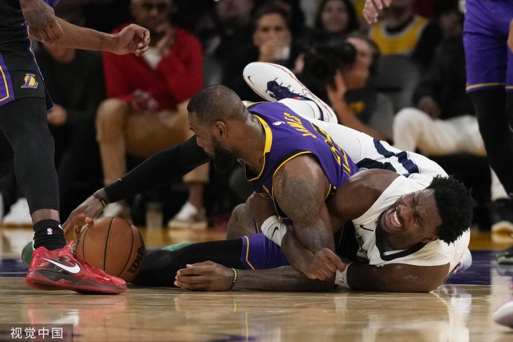 他不仅是四 他不仅是四